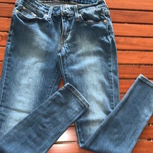 Levi’s 535 Leggings. Dark denim. Size 7